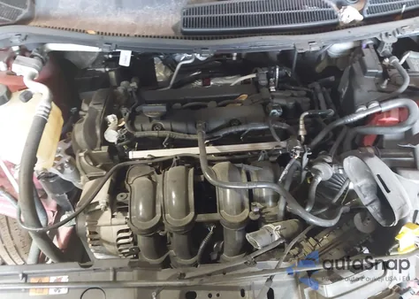 2015 Ford Fiesta Titanium z USA, uszkodzony, nr VIN 3FADP4FJ5FM117640